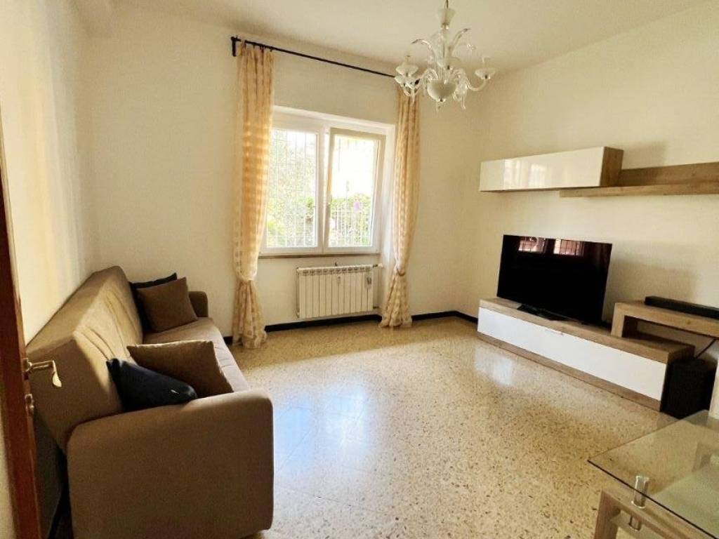 appartamento in vendita a La Spezia in zona Chiappa