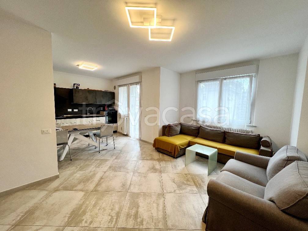 appartamento in vendita a La Spezia in zona Canaletto / Buonviaggio / Migliarina