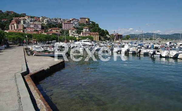 appartamento in vendita a La Spezia in zona Cadimare