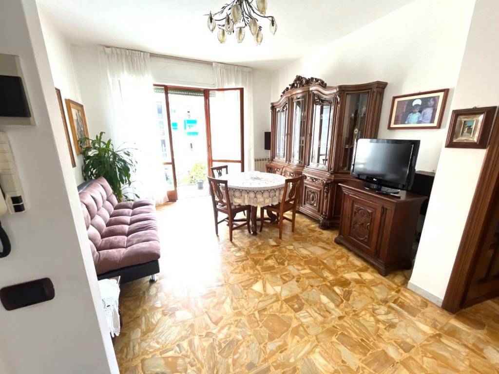 appartamento in vendita a La Spezia in zona Canaletto / Buonviaggio / Migliarina