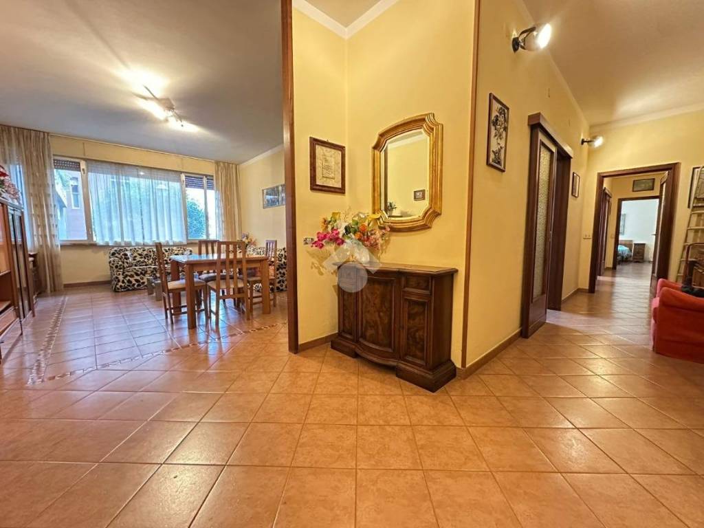 appartamento in vendita a La Spezia in zona Canaletto / Buonviaggio / Migliarina