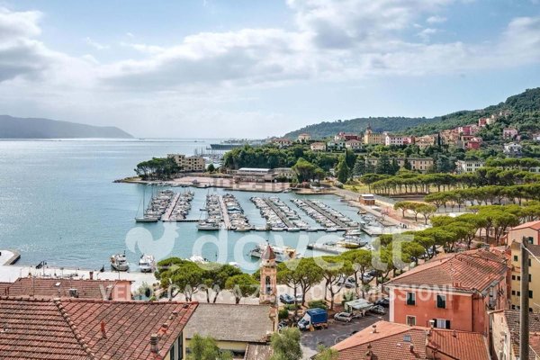 appartamento in vendita a La Spezia in zona Cadimare