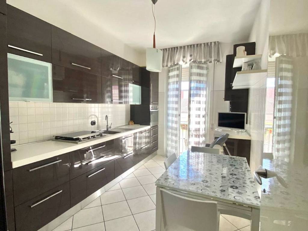 appartamento in vendita a La Spezia in zona Canaletto / Buonviaggio / Migliarina