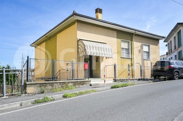 appartamento in vendita a La Spezia in zona Biassa