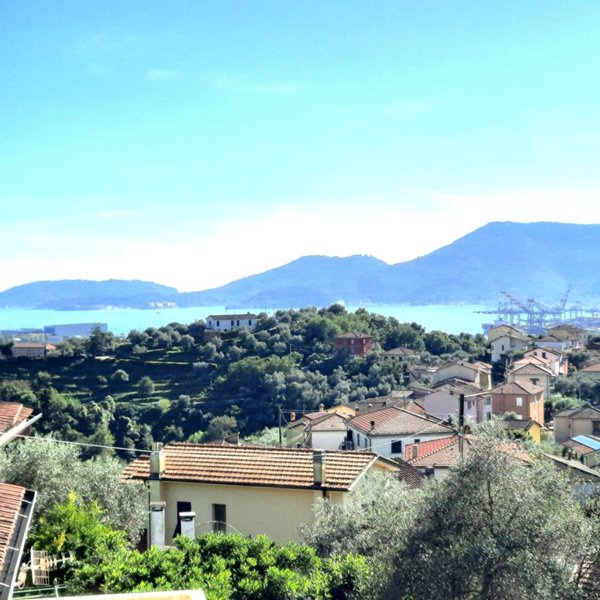 appartamento in vendita a La Spezia in zona San Venerio