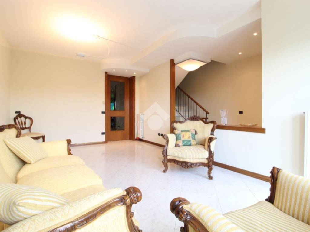 casa indipendente in vendita a La Spezia in zona San Venerio