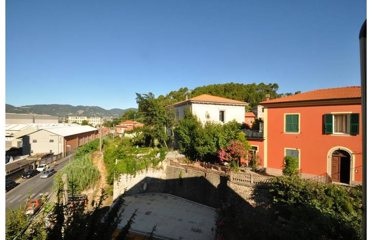 appartamento in vendita a La Spezia in zona Ruffino