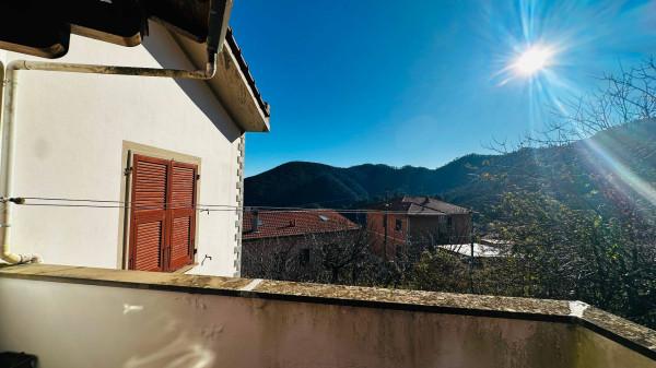 casa indipendente a La Spezia in zona Canaletto / Buonviaggio / Migliarina