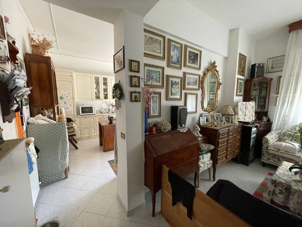 appartamento in vendita a La Spezia in zona Montepertico