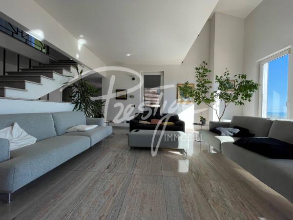 casa indipendente in vendita a La Spezia in zona Montepertico