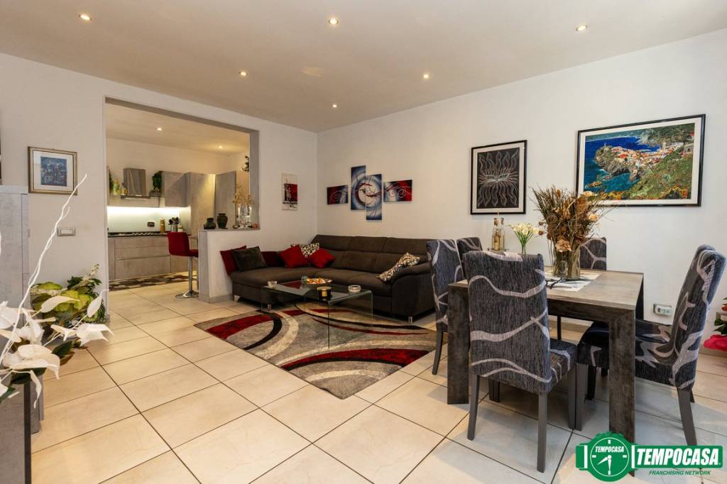 casa indipendente in vendita a La Spezia in zona San Venerio