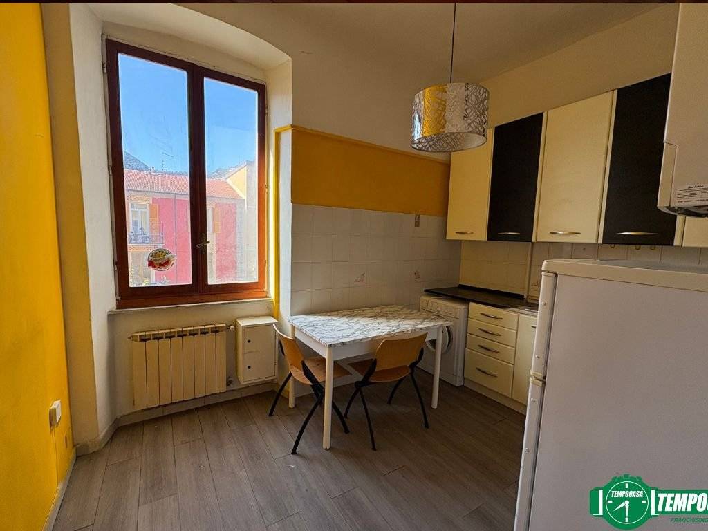 appartamento in vendita a La Spezia in zona Biassa