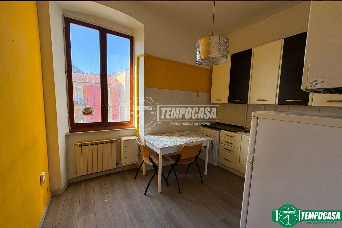 appartamento in vendita a La Spezia in zona Biassa