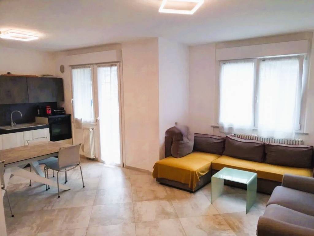 appartamento in vendita a La Spezia in zona Canaletto / Buonviaggio / Migliarina