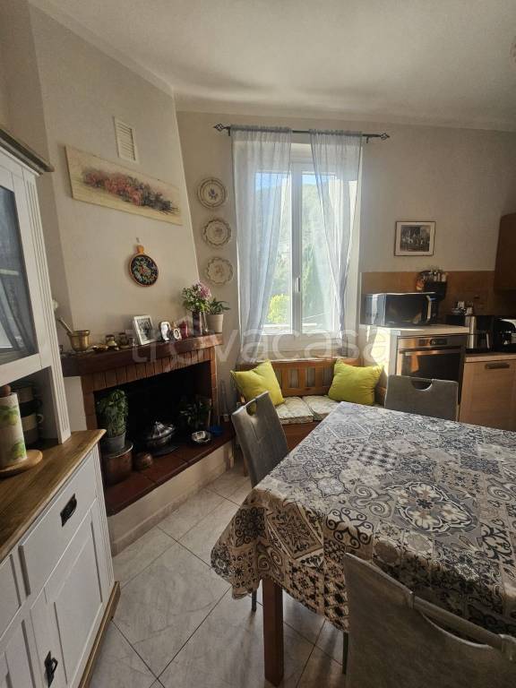 appartamento in vendita a La Spezia in zona Marola