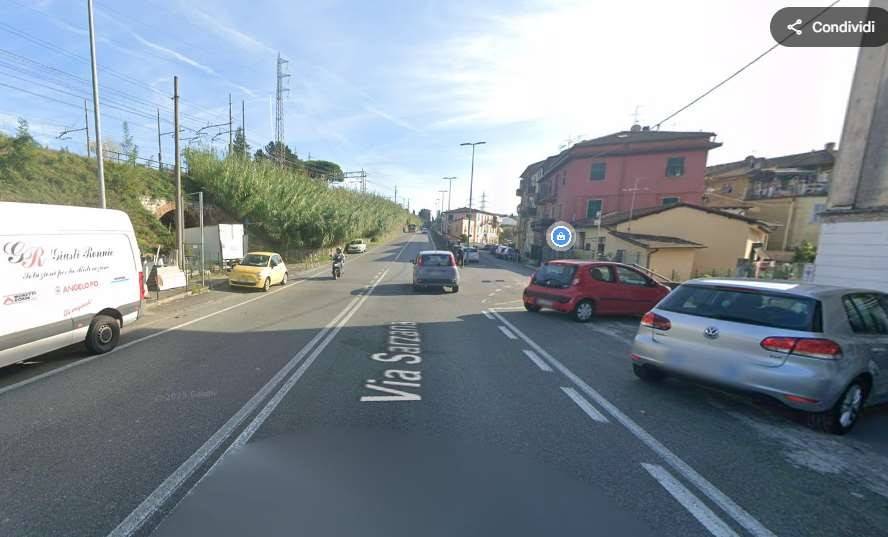 negozio in vendita a La Spezia in zona Canaletto / Buonviaggio / Migliarina