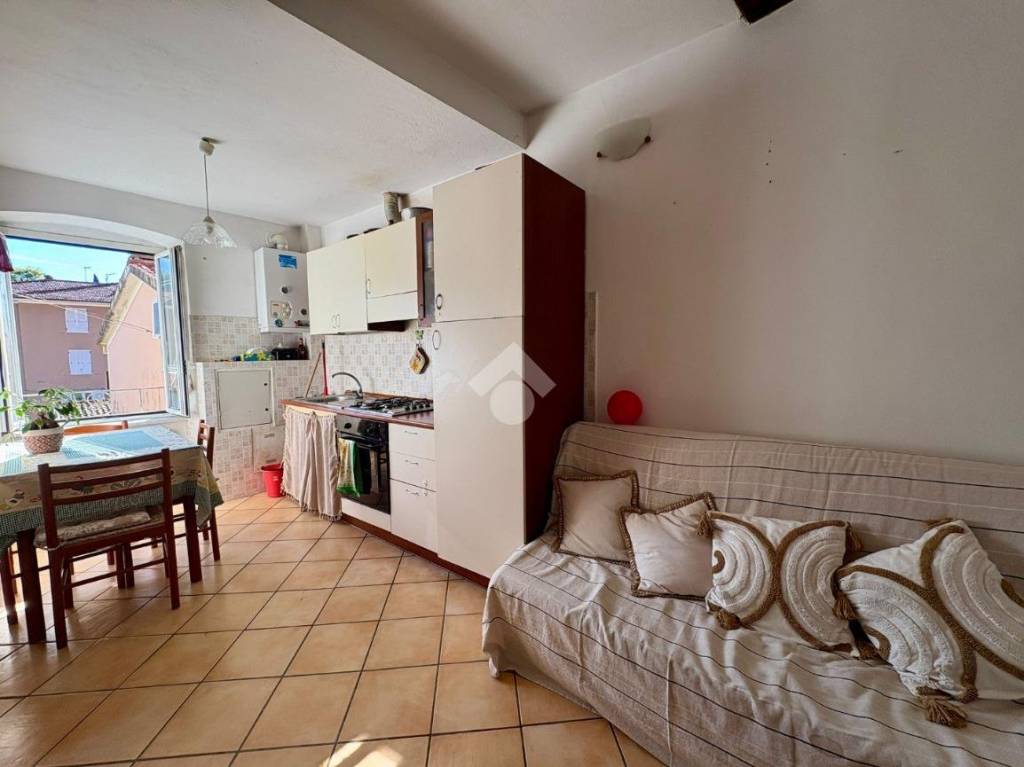 appartamento in vendita a La Spezia in zona Chiappa