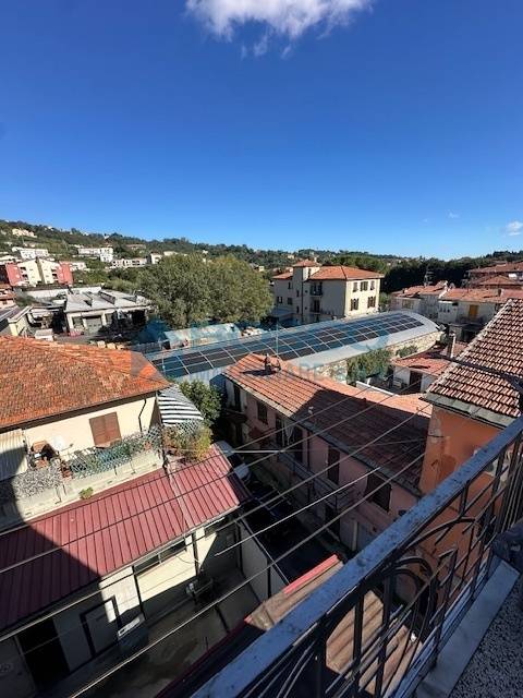 appartamento in vendita a La Spezia in zona Chiappa