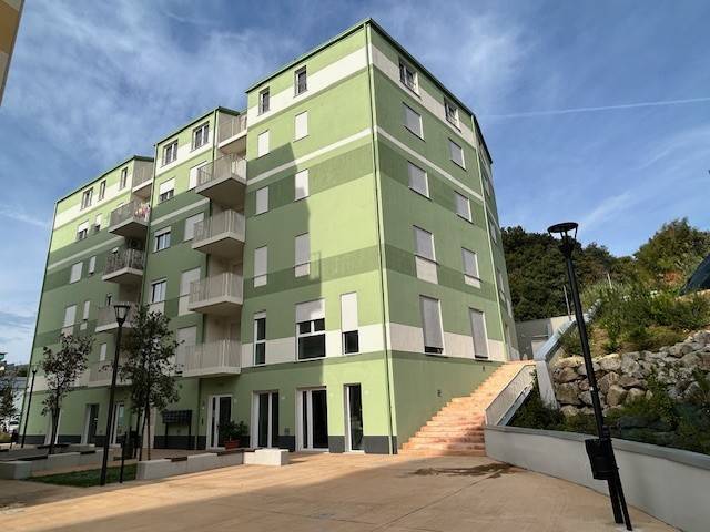 appartamento in vendita a La Spezia in zona Montepertico