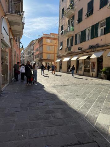 negozio in vendita a La Spezia in zona Centro Storico