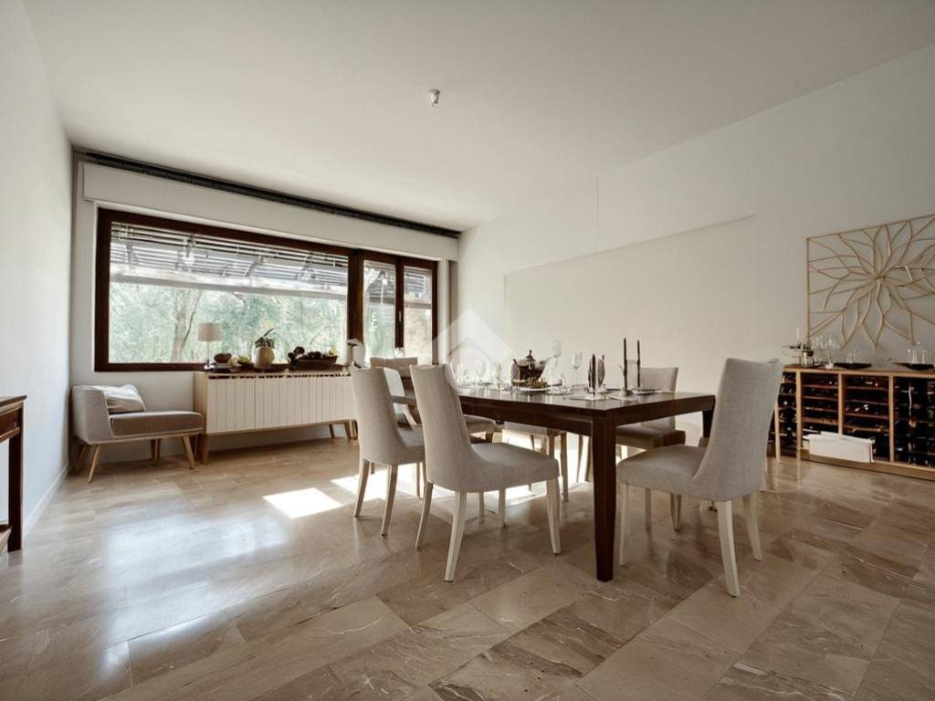 appartamento in vendita a La Spezia in zona Canaletto / Buonviaggio / Migliarina
