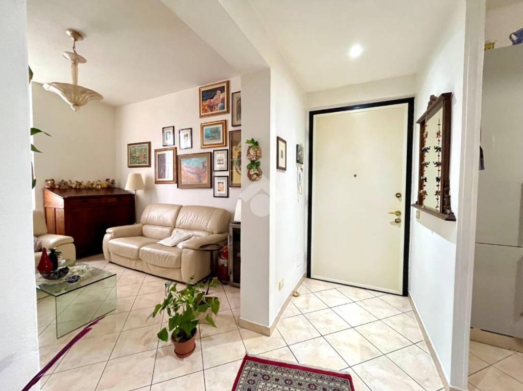 appartamento in vendita a La Spezia in zona Chiappa