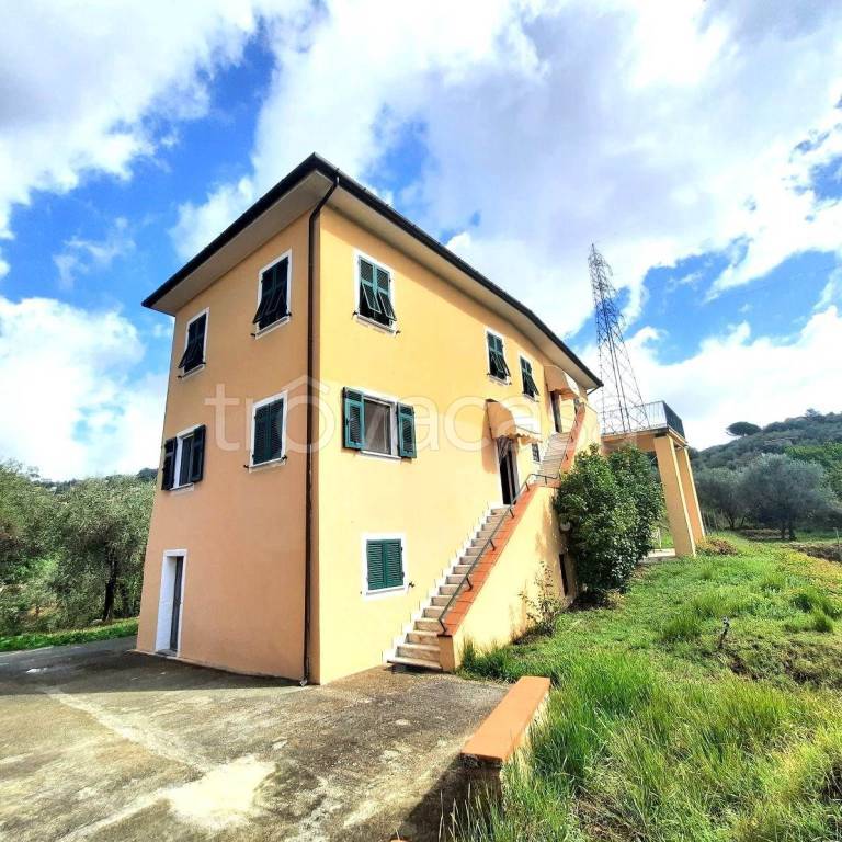 casa indipendente in vendita a La Spezia in zona San Venerio
