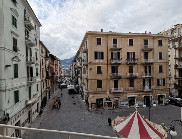 negozio in vendita a La Spezia in zona Centro Storico