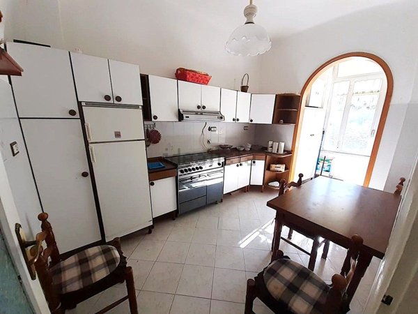 appartamento in vendita a La Spezia in zona Cadimare