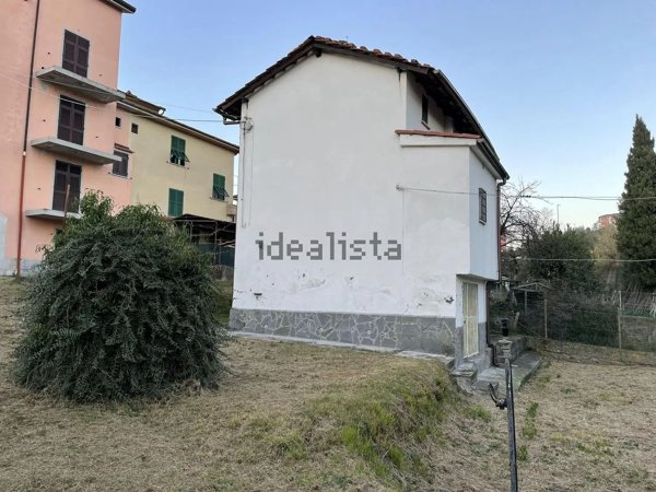 casa indipendente in vendita a La Spezia