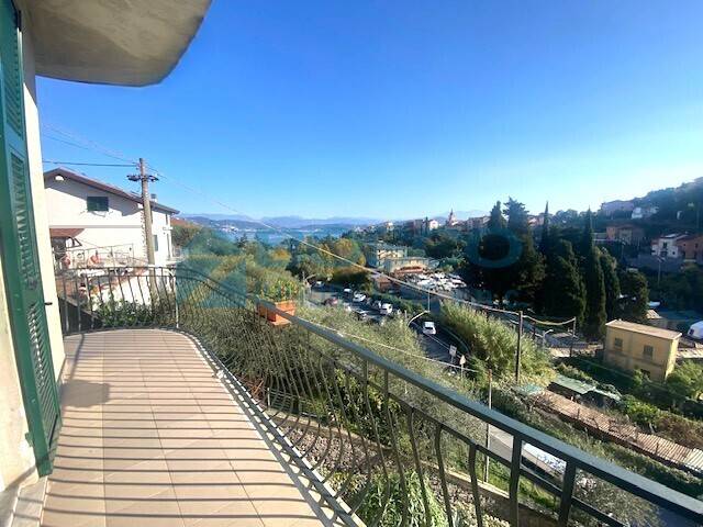 appartamento in vendita a La Spezia in zona Cadimare