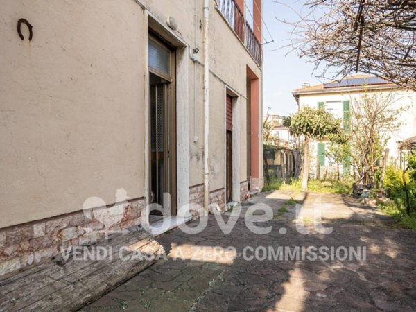 appartamento in vendita a La Spezia in zona Canaletto / Buonviaggio / Migliarina