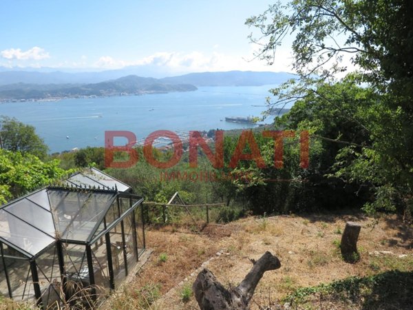 casa indipendente in vendita a La Spezia in zona Cadimare