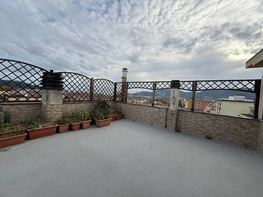 appartamento in vendita a La Spezia in zona Canaletto / Buonviaggio / Migliarina