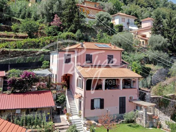 casa indipendente in vendita a La Spezia in zona Montepertico
