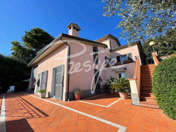 casa indipendente a La Spezia in zona Canaletto / Buonviaggio / Migliarina