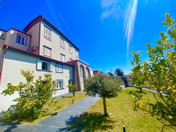 appartamento in vendita a La Spezia in zona Carozzo