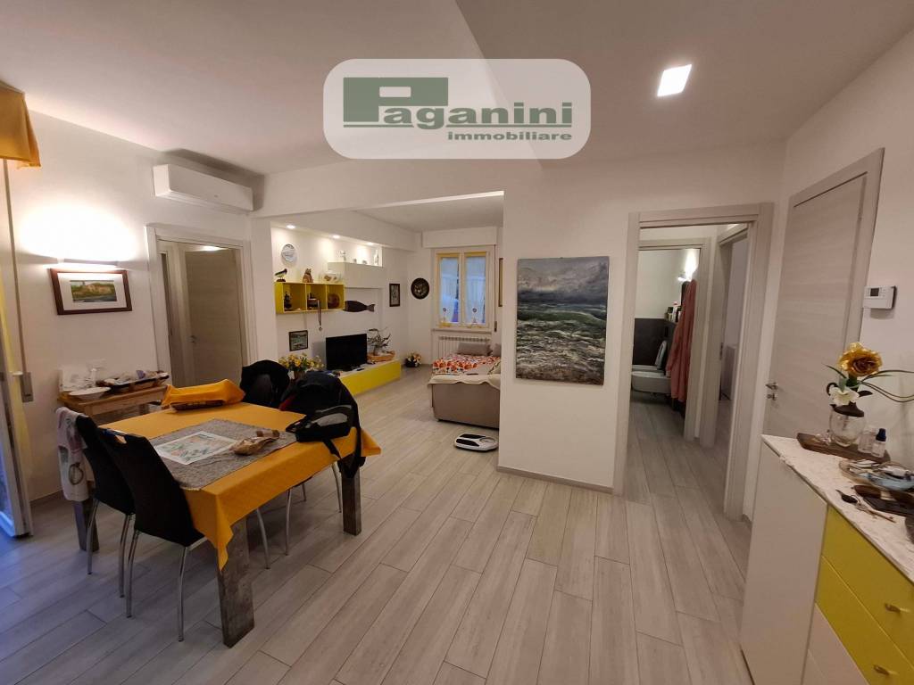 appartamento in vendita a La Spezia in zona Chiappa