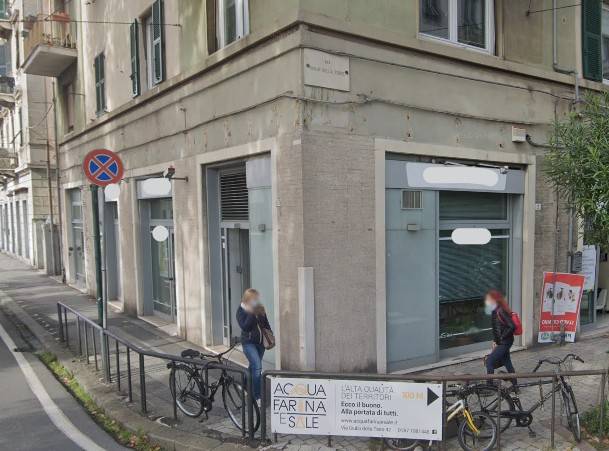 negozio in vendita a La Spezia in zona Canaletto / Buonviaggio / Migliarina