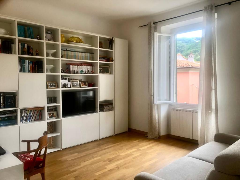 appartamento in vendita a La Spezia in zona Chiappa