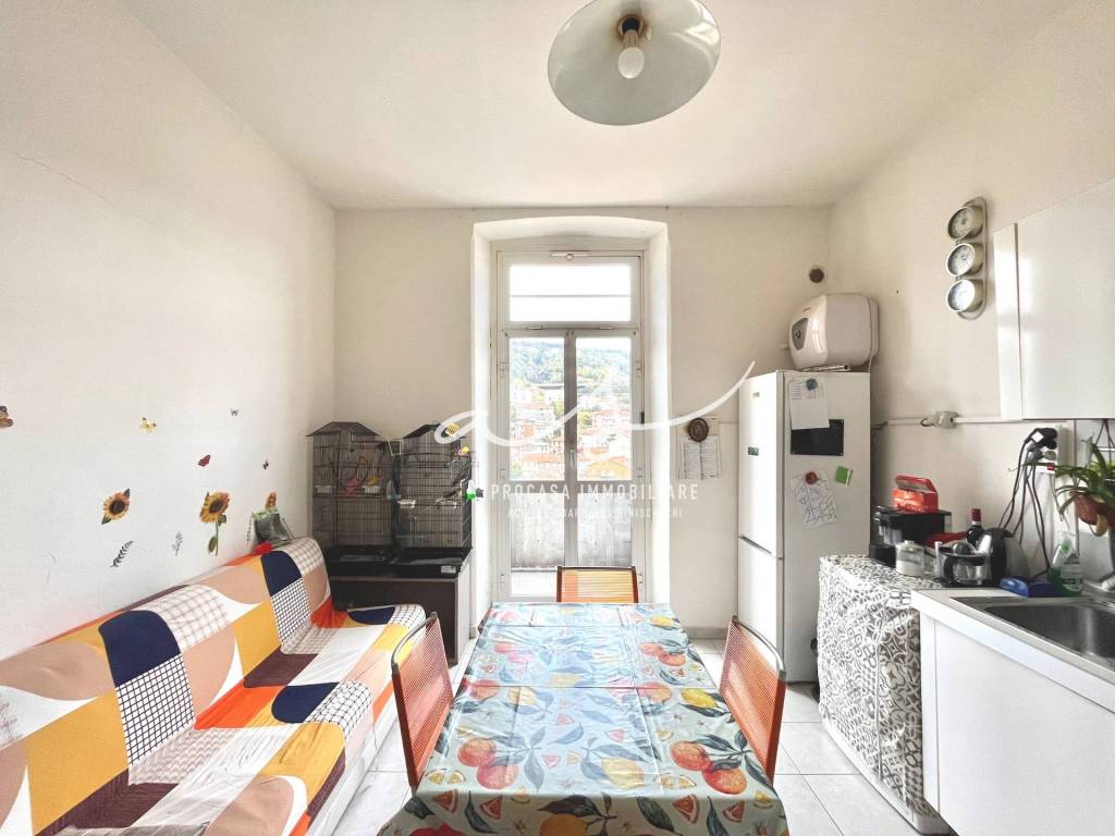 appartamento in vendita a La Spezia in zona Chiappa