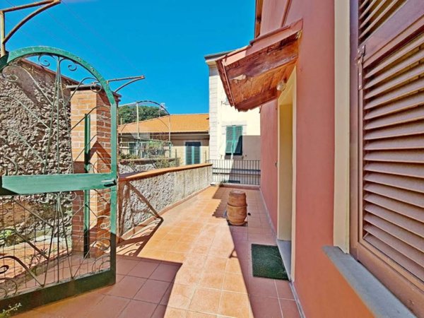 appartamento in vendita a La Spezia in zona Pitelli