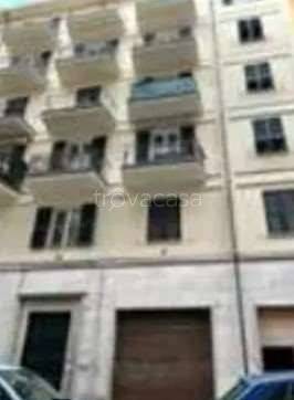 negozio in vendita a La Spezia in zona Centro Storico