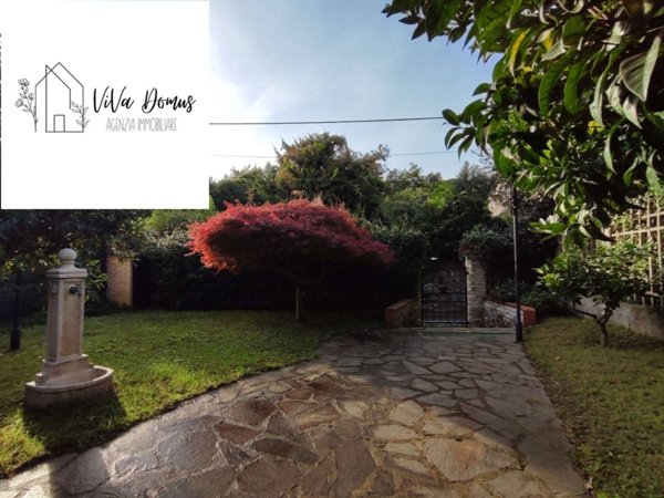 casa indipendente in vendita a La Spezia in zona Ruffino