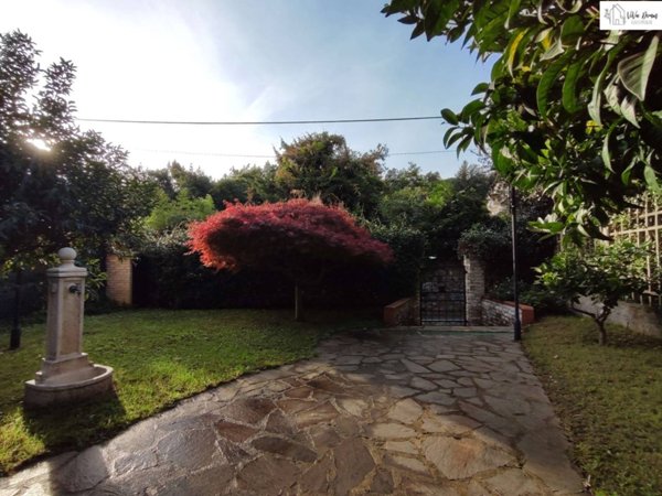 casa indipendente in vendita a La Spezia in zona Ruffino