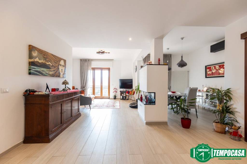 appartamento in vendita a La Spezia in zona Canaletto / Buonviaggio / Migliarina