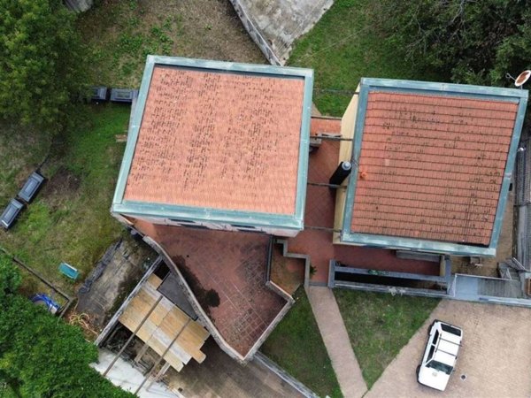 casa indipendente in vendita a La Spezia in zona Pianazza