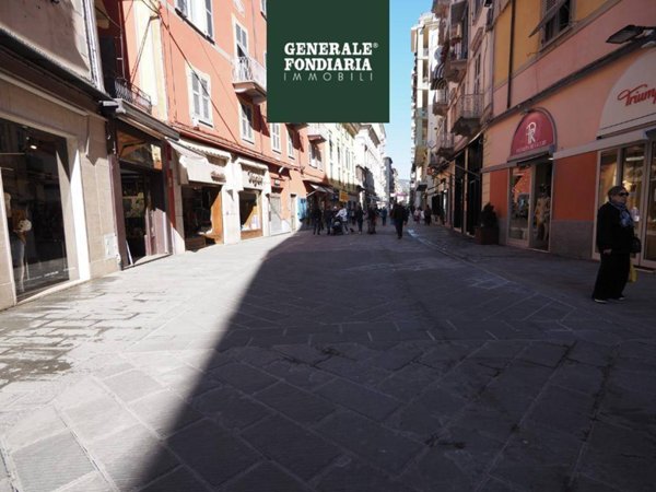 negozio in vendita a La Spezia in zona Centro Storico
