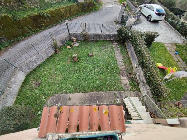 casa indipendente in vendita a La Spezia