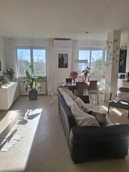 appartamento in vendita a La Spezia in zona Chiappa